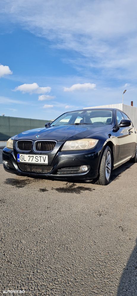 BMW Seria 3 318i - 1