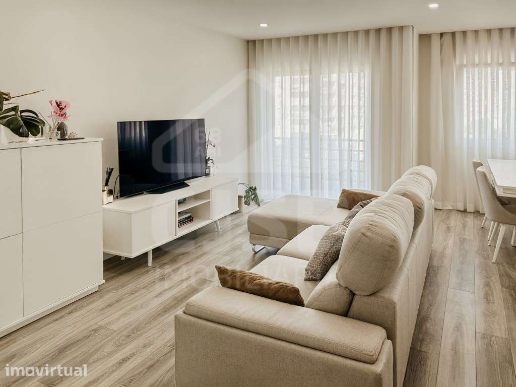 Apartamento T2 Torre da Marinha - Grande imagem: 5/31