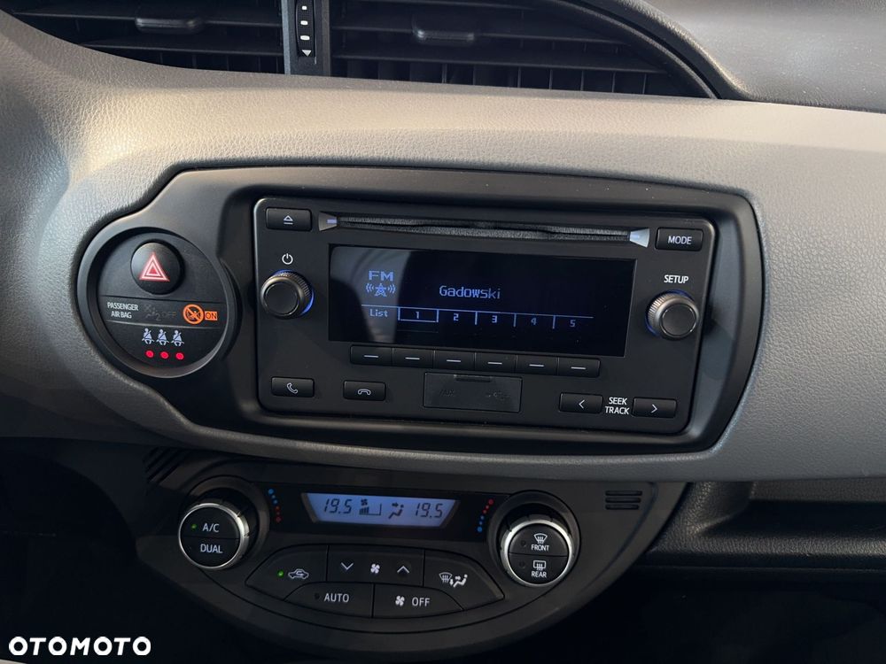 Toyota Yaris - 20
