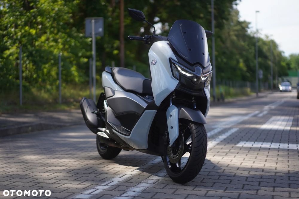 Yamaha NMAX - 2