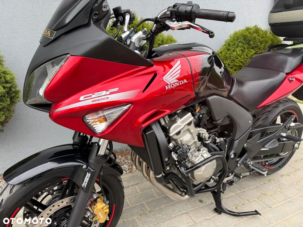 Honda CBF - 35