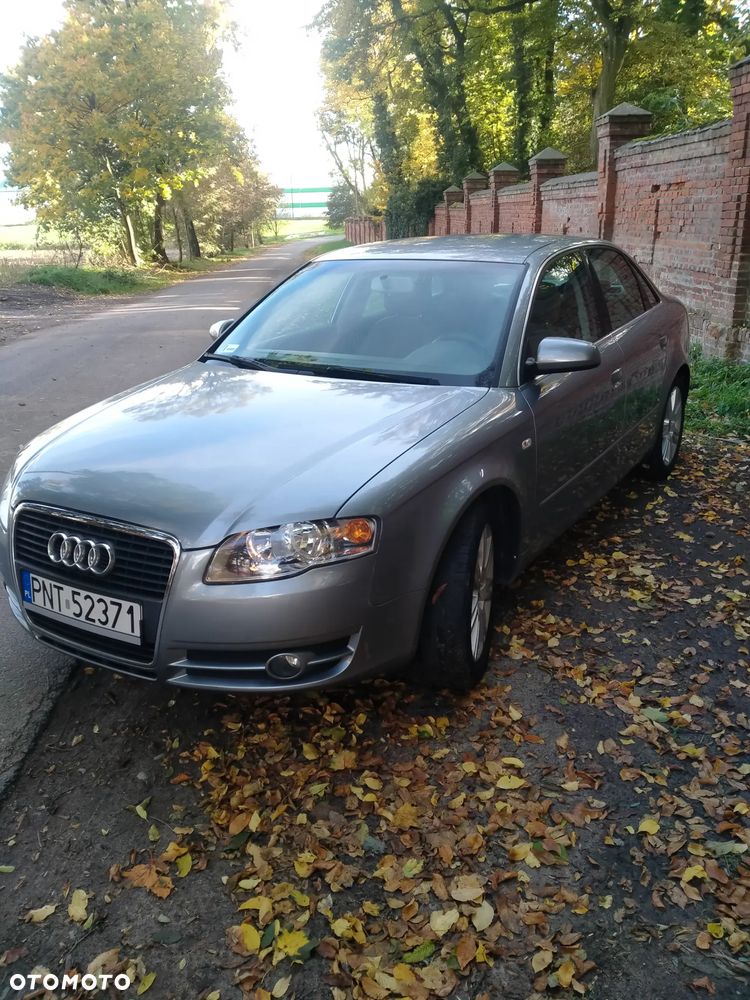 Audi A4 Limousine - 15