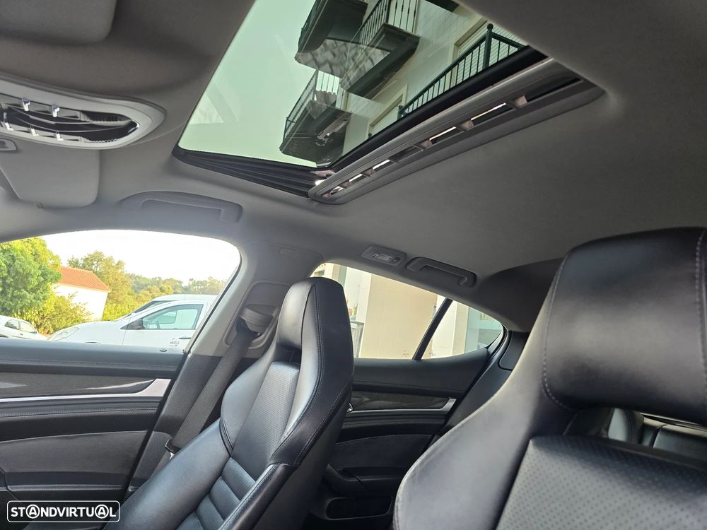 Porsche Panamera S Hybrid - 34