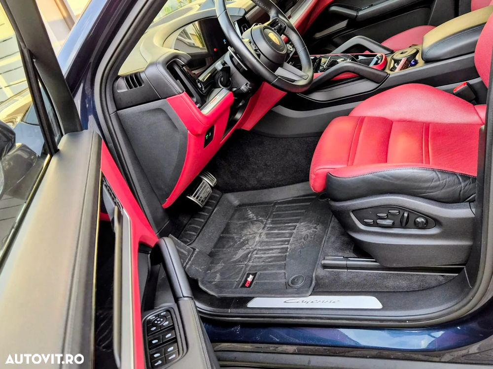 Porsche Cayenne Standard - 6