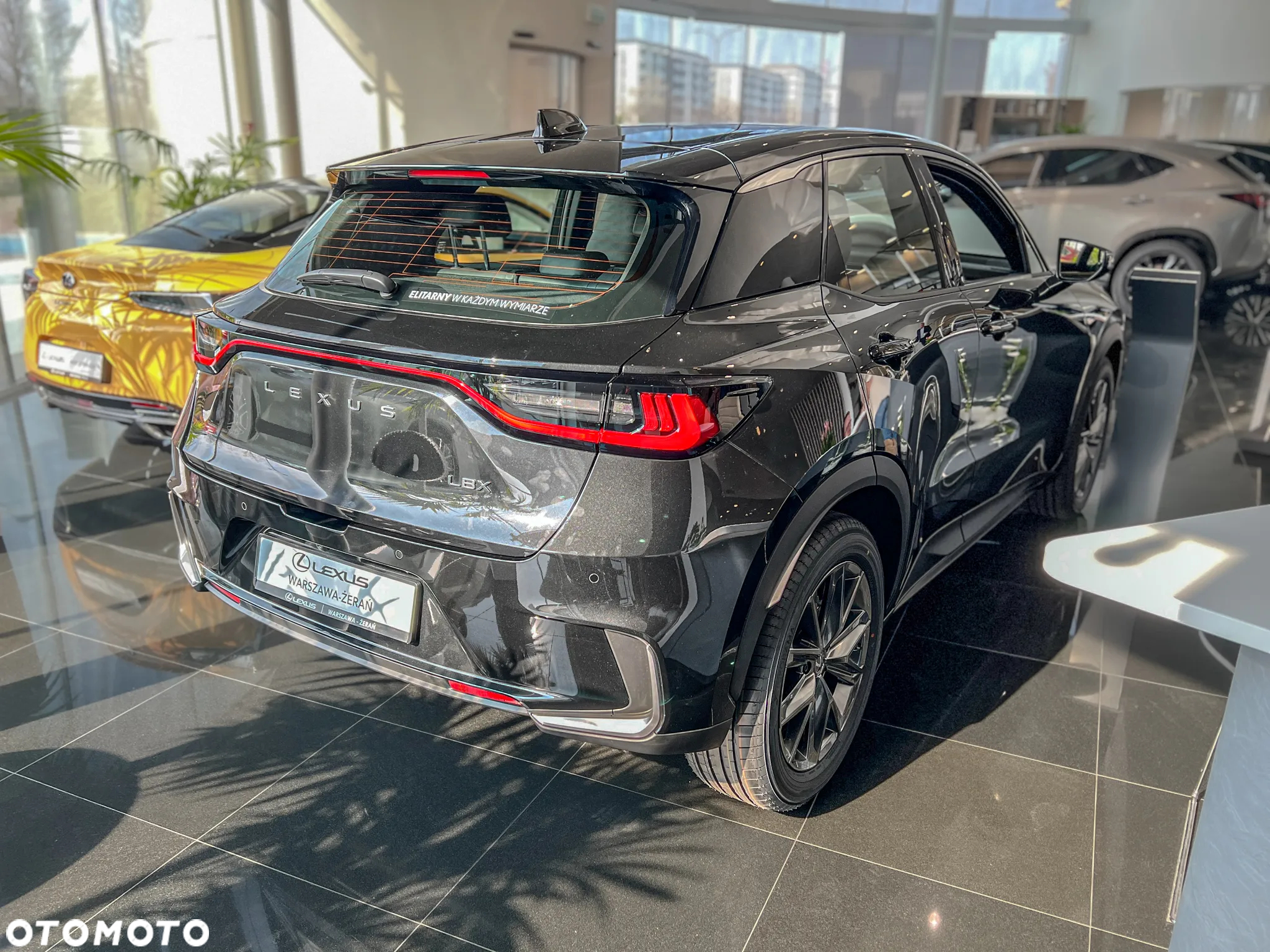 Lexus LBX 1.5 Hybrid Elegant - 6