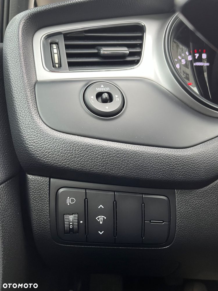 Kia Ceed 1.4 M - 31