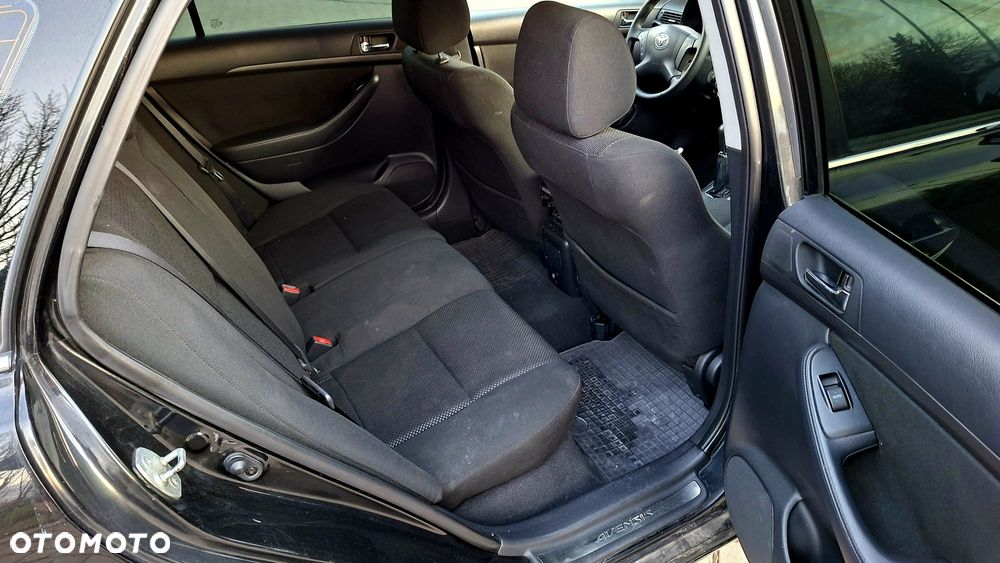 Toyota Avensis 1.8 VVT-i Sol - 15