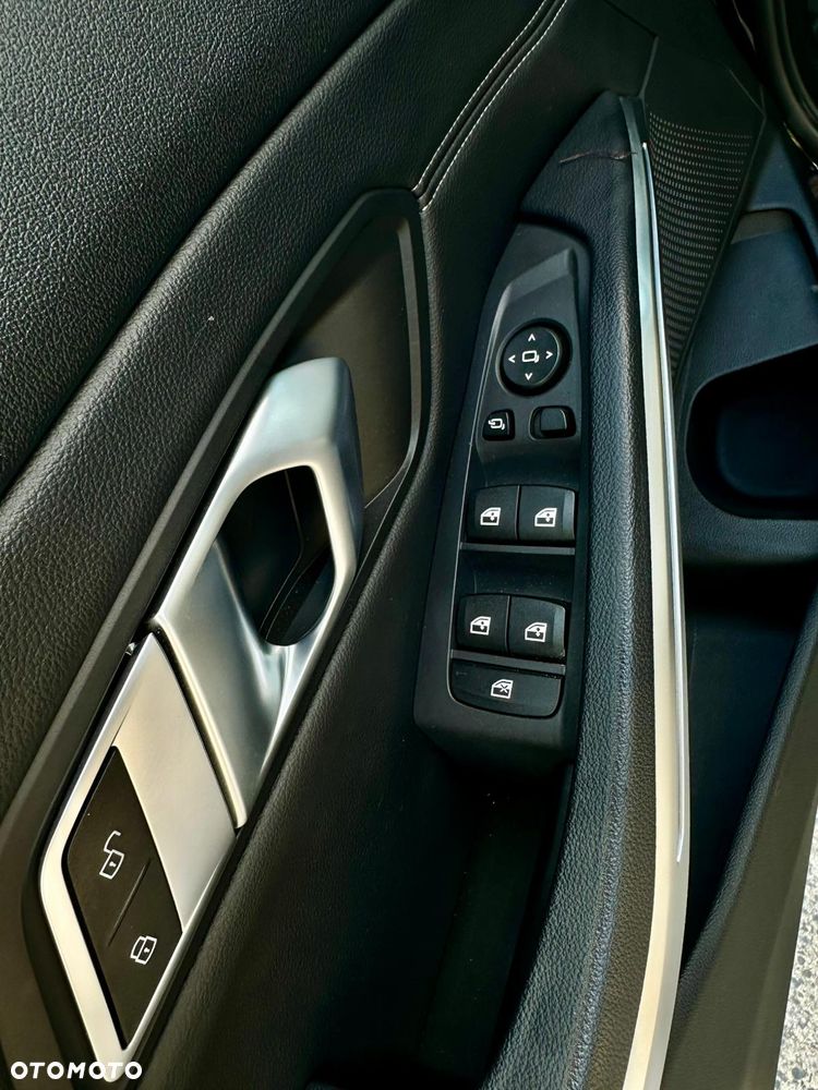 BMW Seria 3 - 12