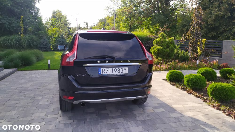 Volvo XC 60 D3 Geartronic Momentum - 4