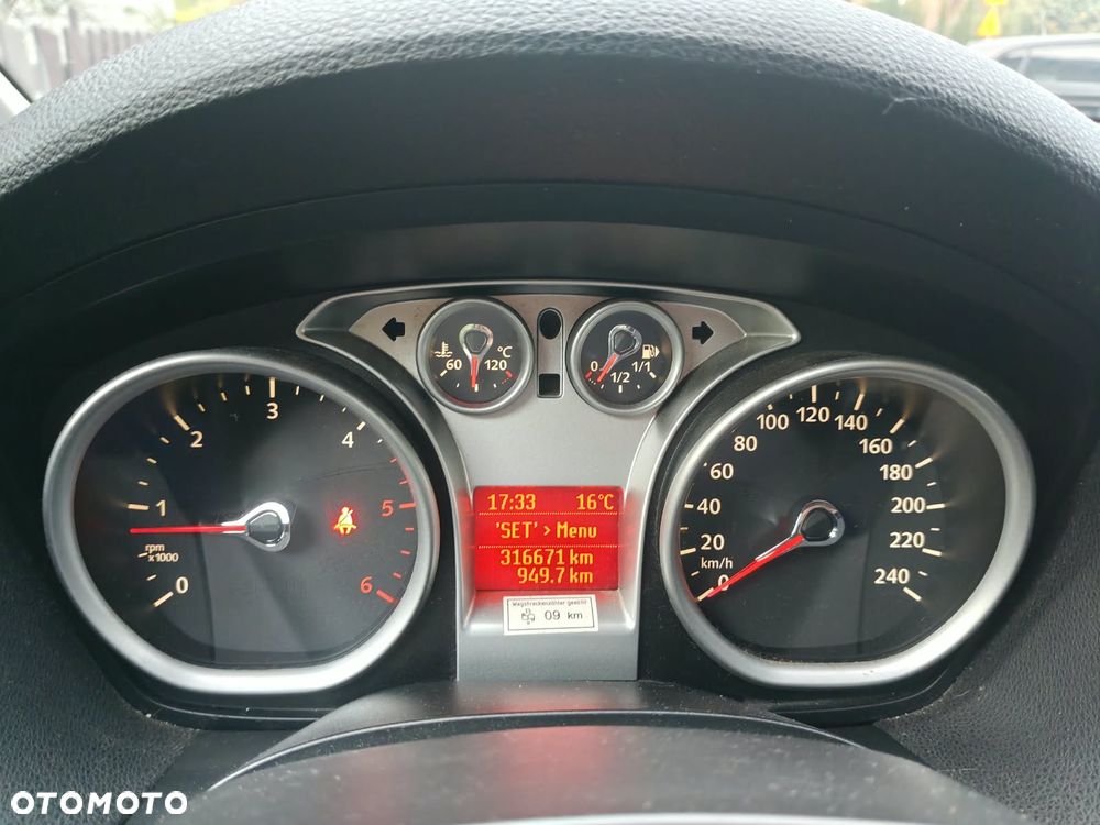 Ford C-MAX 1.6 TDCi DPF Ambiente - 9