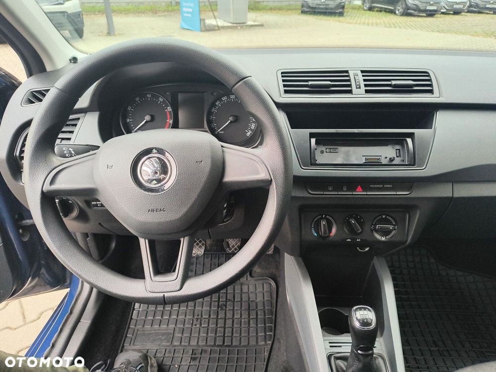 Skoda Fabia - 13