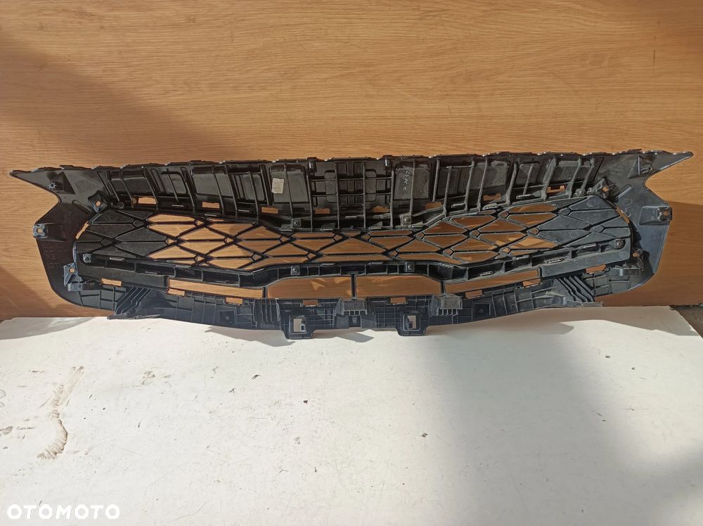 GRILL ATRAPA KIA CEED III GT LIFT 21- 86351-J70A0 - 8