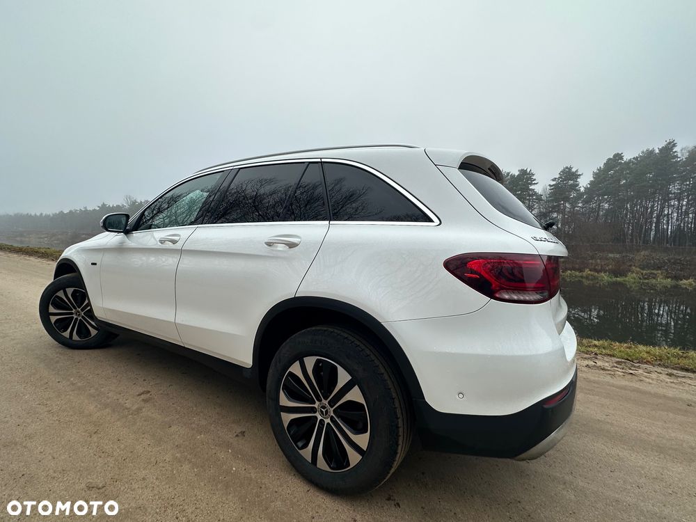 Mercedes-Benz GLC 300 de 4Matic 9G-TRONIC - 8