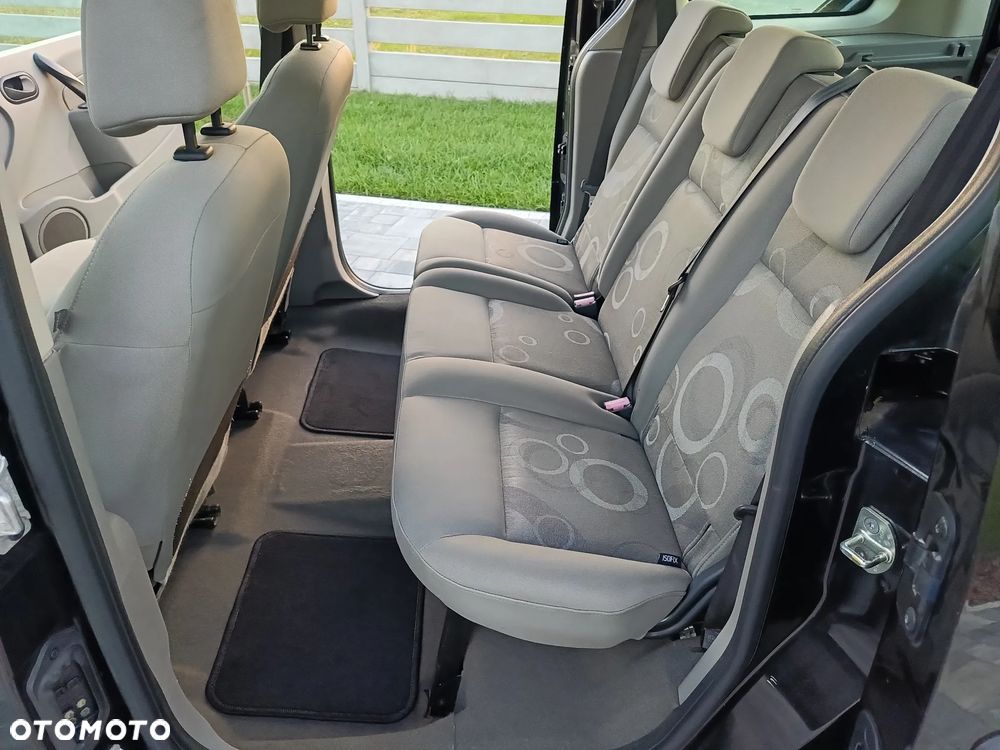 Renault Kangoo 1.6 8V Happy Family - 8