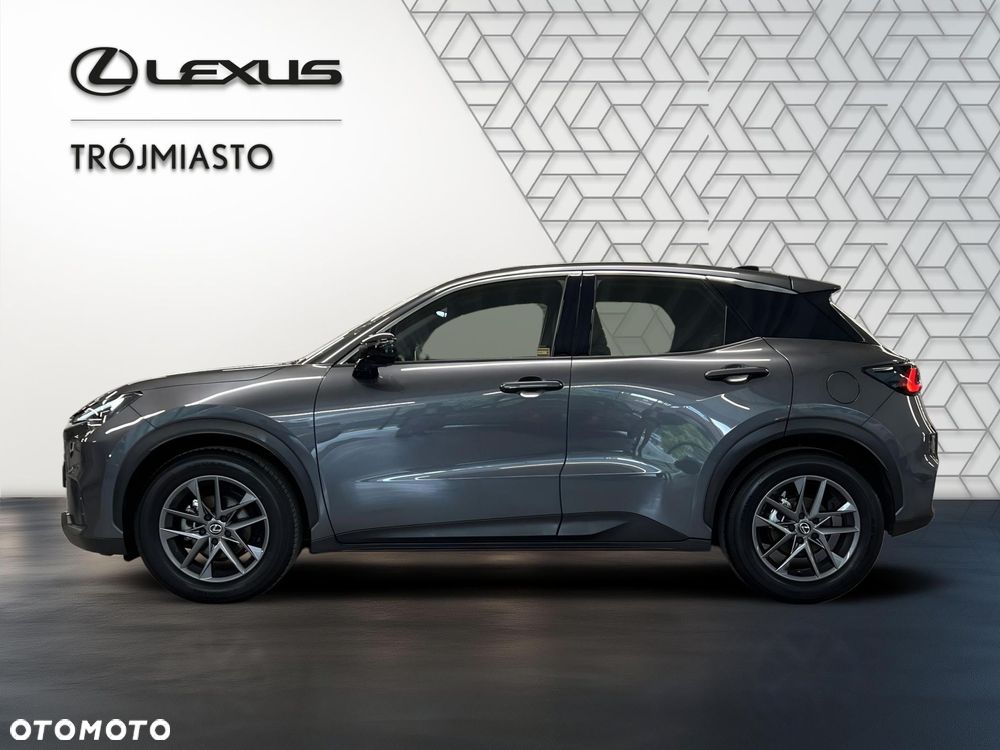 Lexus LBX 1.5 Hybrid - 3