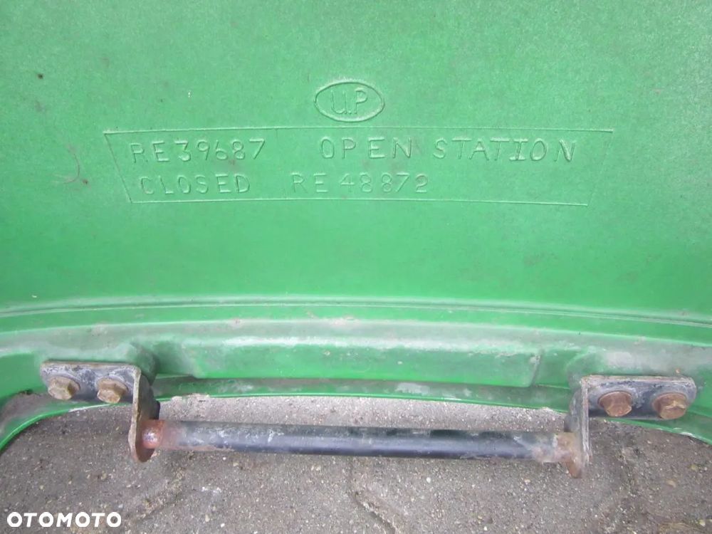 Maska RE39687 RE65615 John Deere 7600 7700 7800 - 6