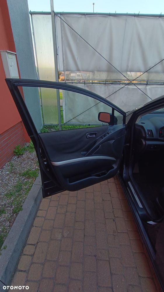 Toyota Corolla Verso - 17