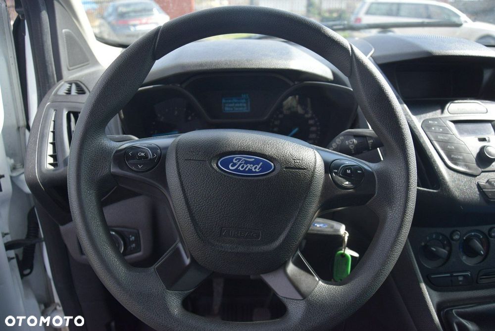 Ford Tourneo Connect Grand - 35