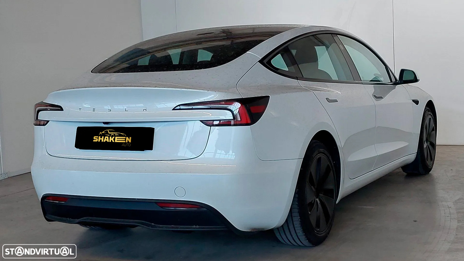 Tesla Model 3 Long Range RWD - 3