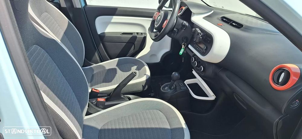 Renault Twingo ENERGY TCe 90 EDC LA PARISIENNE - 12
