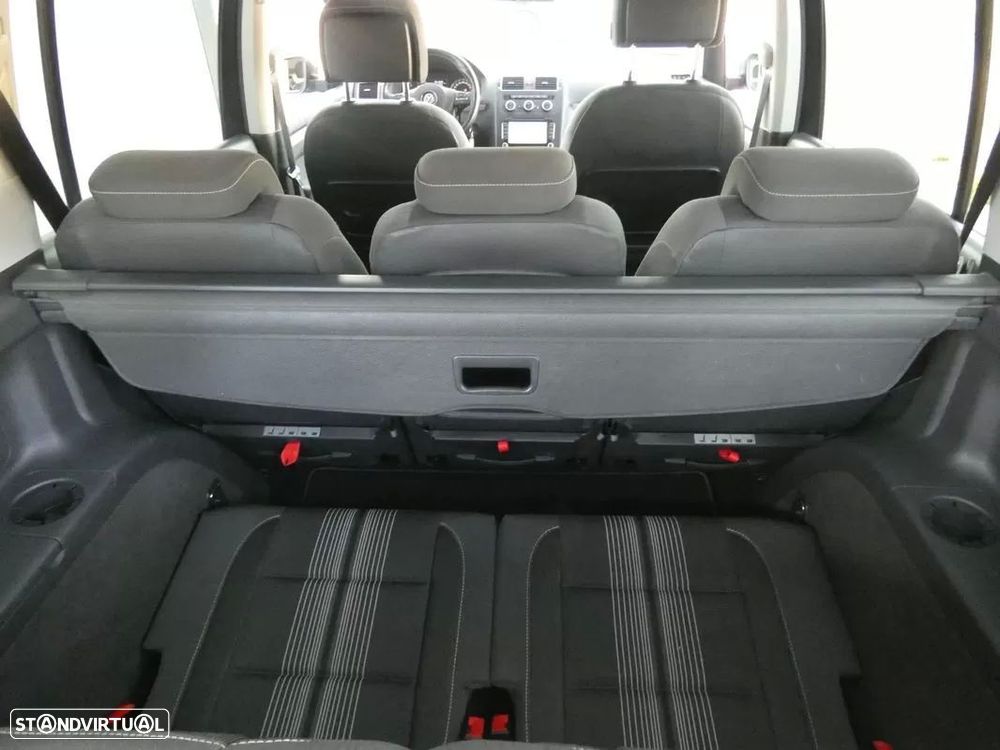 VW Touran 2.0 TDI DPF BlueMotion MATCH - 19