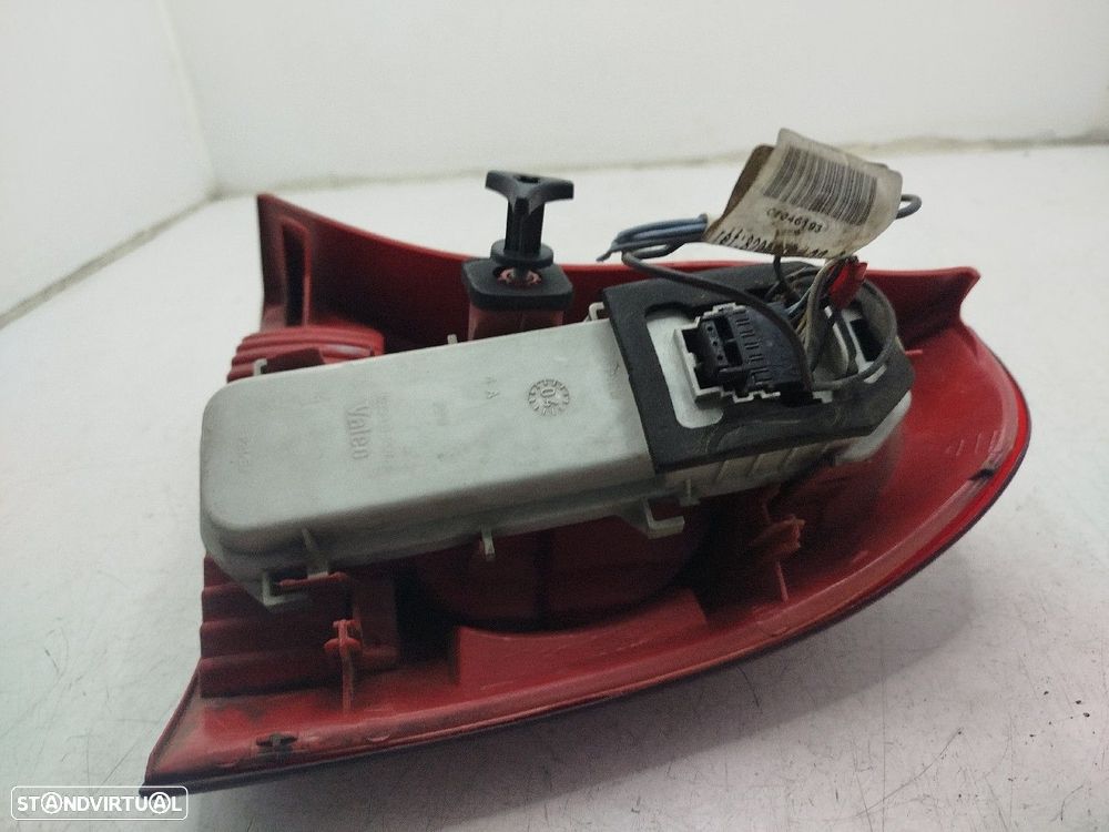 Farolim Stop Dto Renault Clio Ii (Bb0/1/2_, Cb0/1/2_) - 4