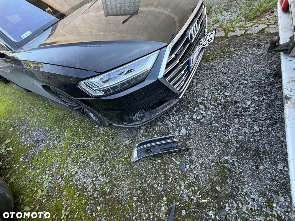 Audi A8 - 2