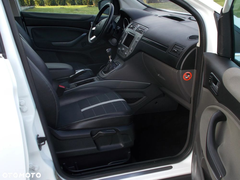 Ford Kuga 2.0 TDCi Titanium - 6