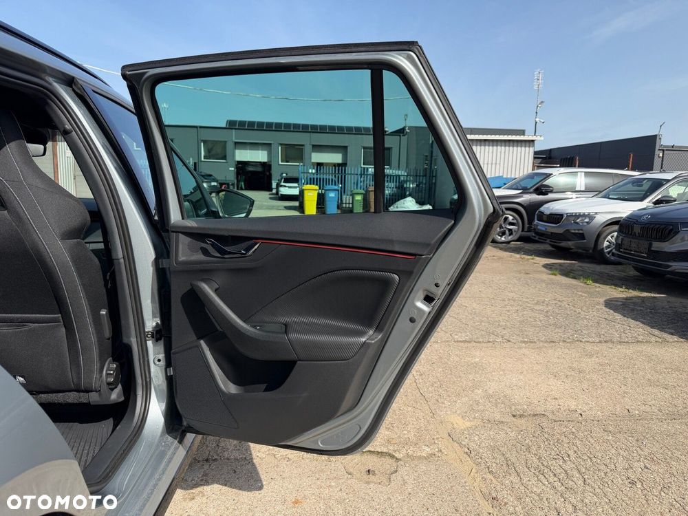 Skoda Kamiq 1.0 TSI Monte Carlo DSG - 22