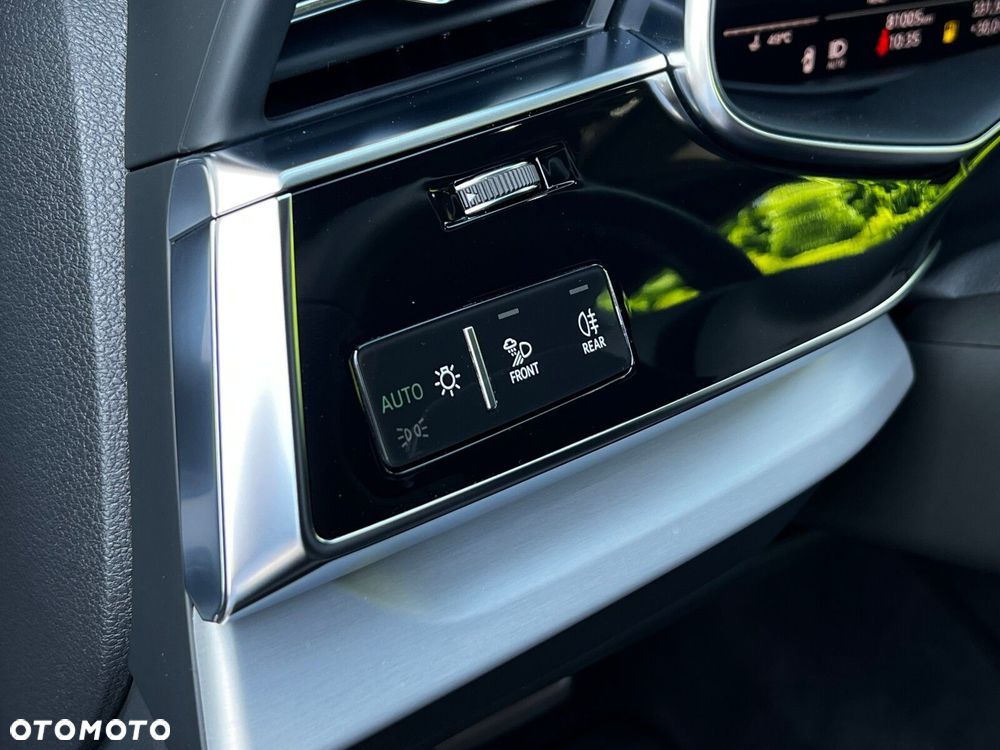 Audi SQ8 TFSI Quattro Tiptronic - 19