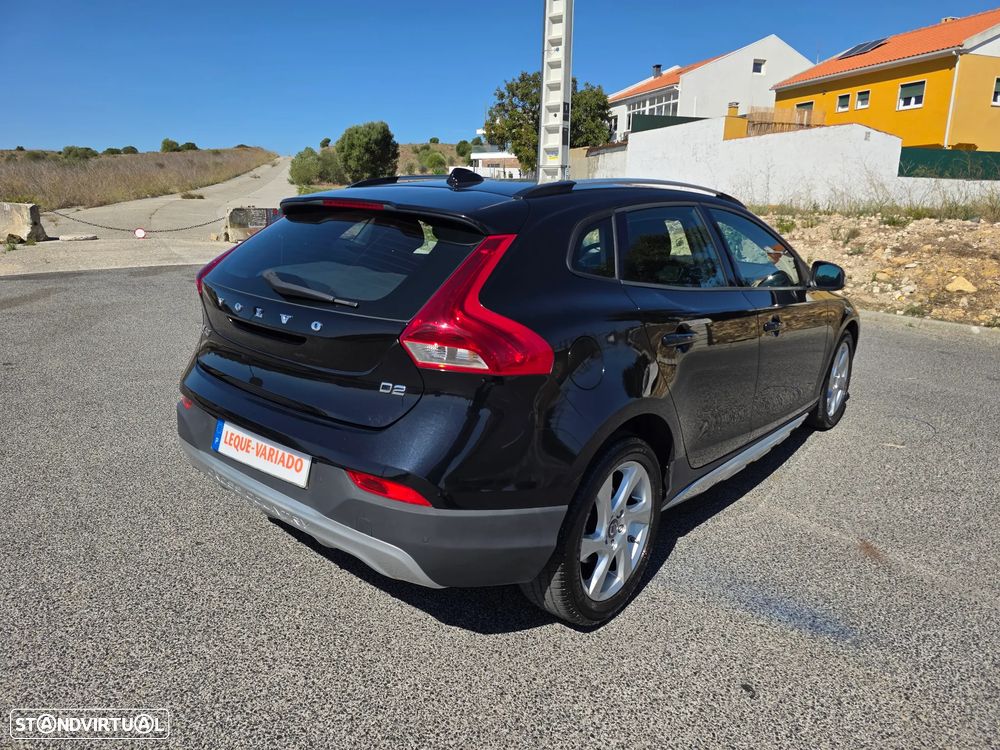 Volvo V40 Cross Country 1.6 D2 Summum - 19