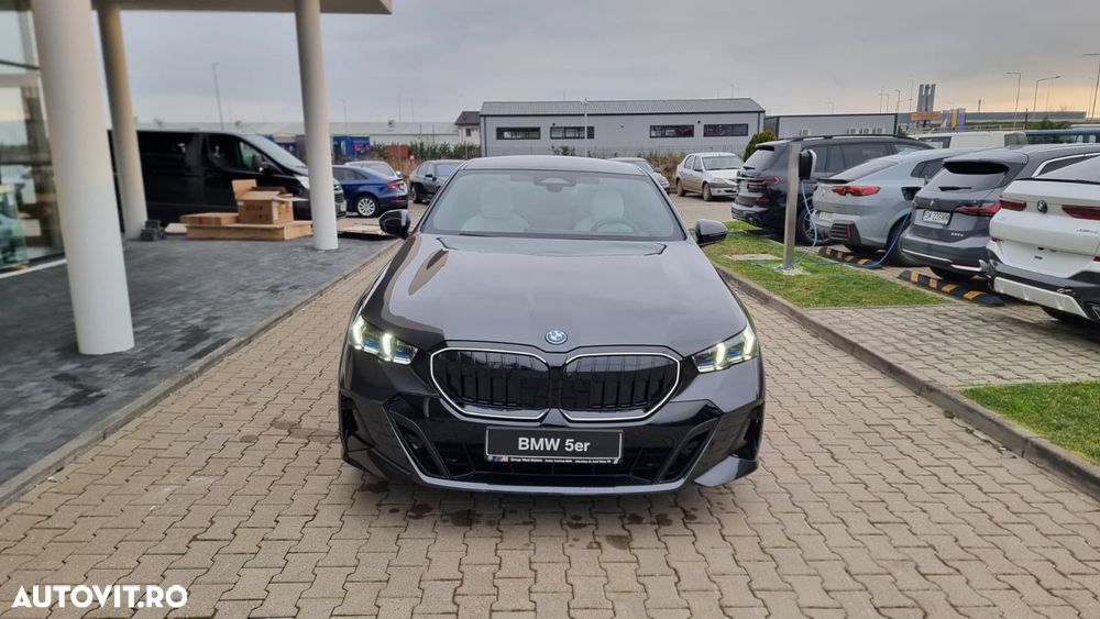 BMW Seria 5 530e xDrive AT PHEV - 4