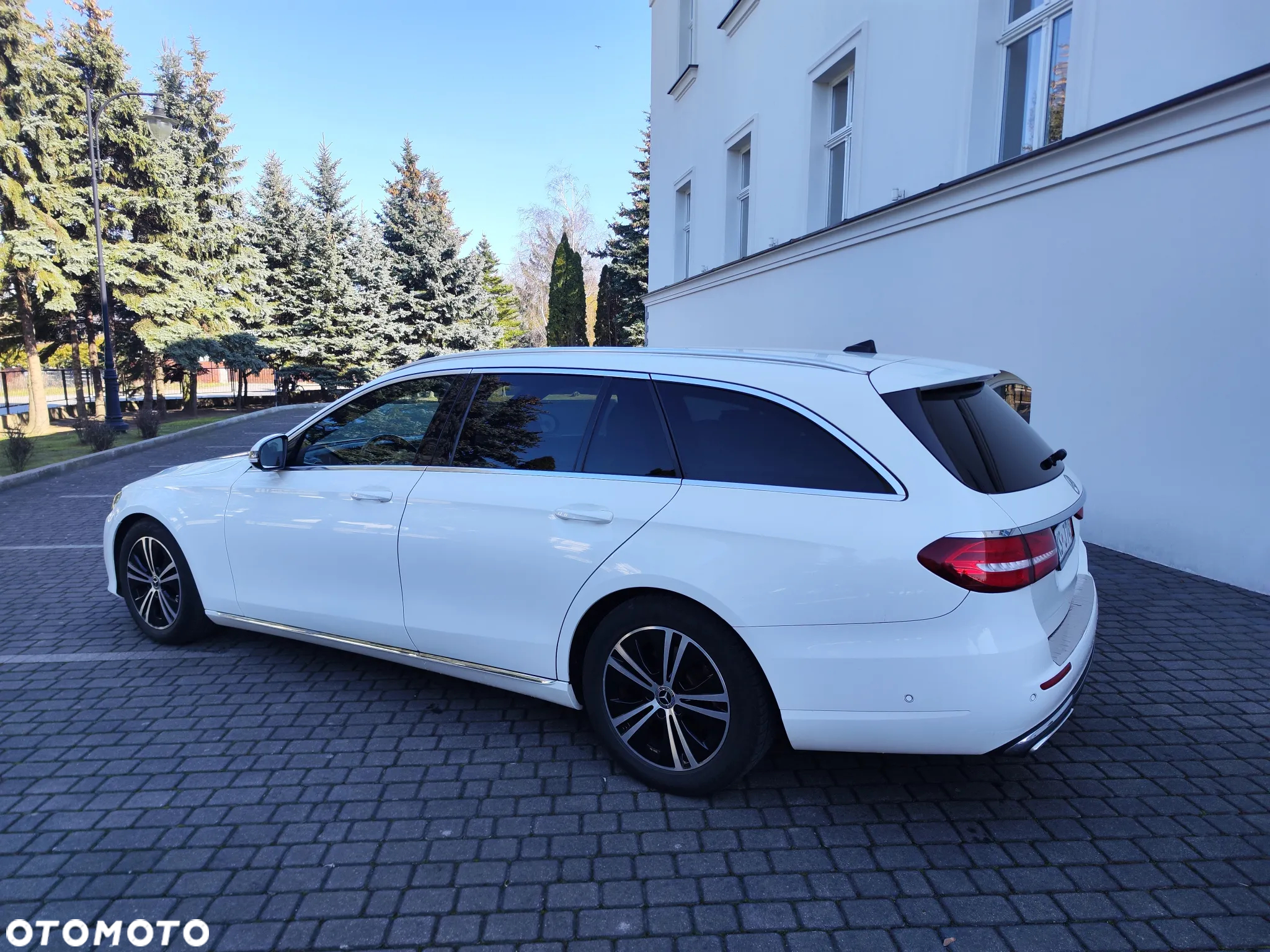 Mercedes-Benz Klasa E 220 d Avantgarde - 15