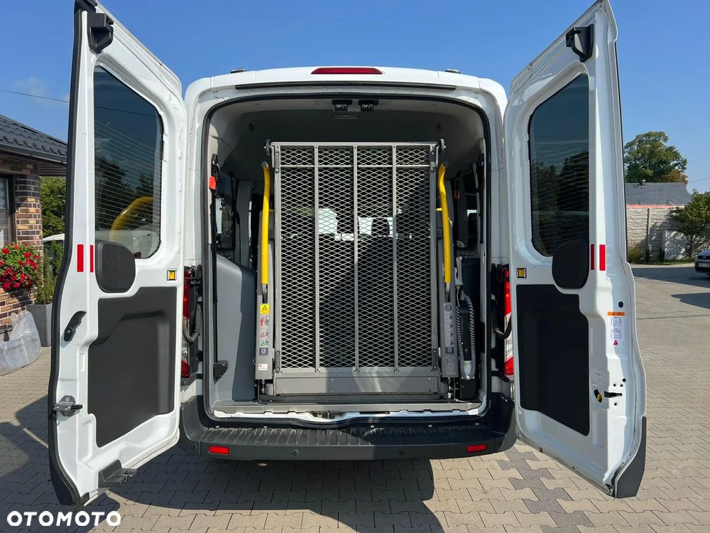 Ford Transit - 10