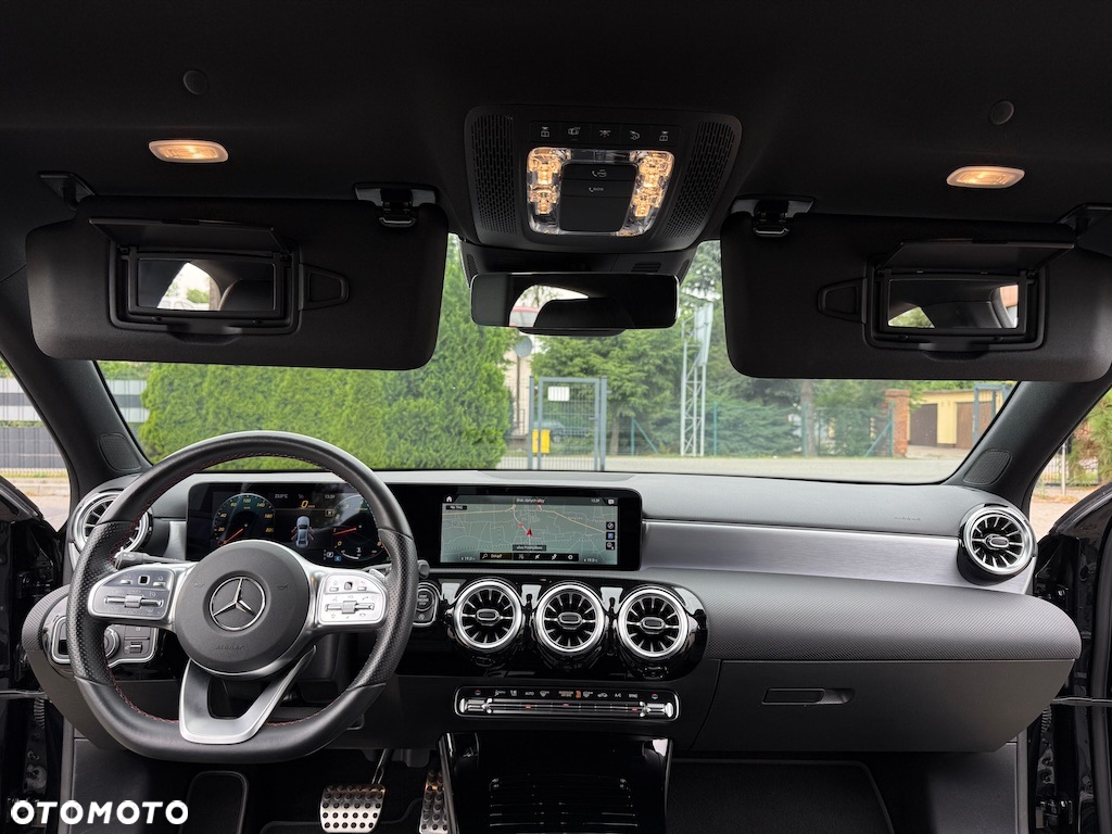 Mercedes-Benz Klasa A 180 7G-DCT AMG Line - 16