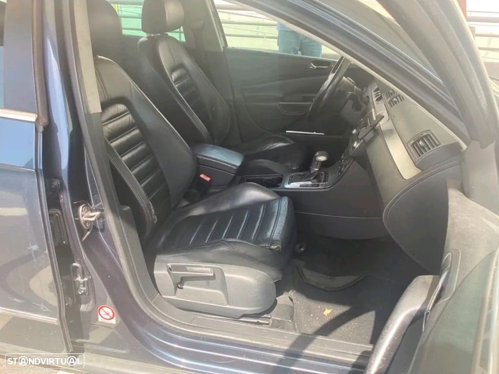 VW Passat Variant 2.0 TDi Highline DSG - 11