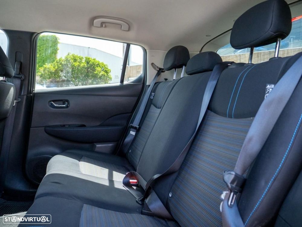 Nissan Leaf 40 kWh Acenta - 25
