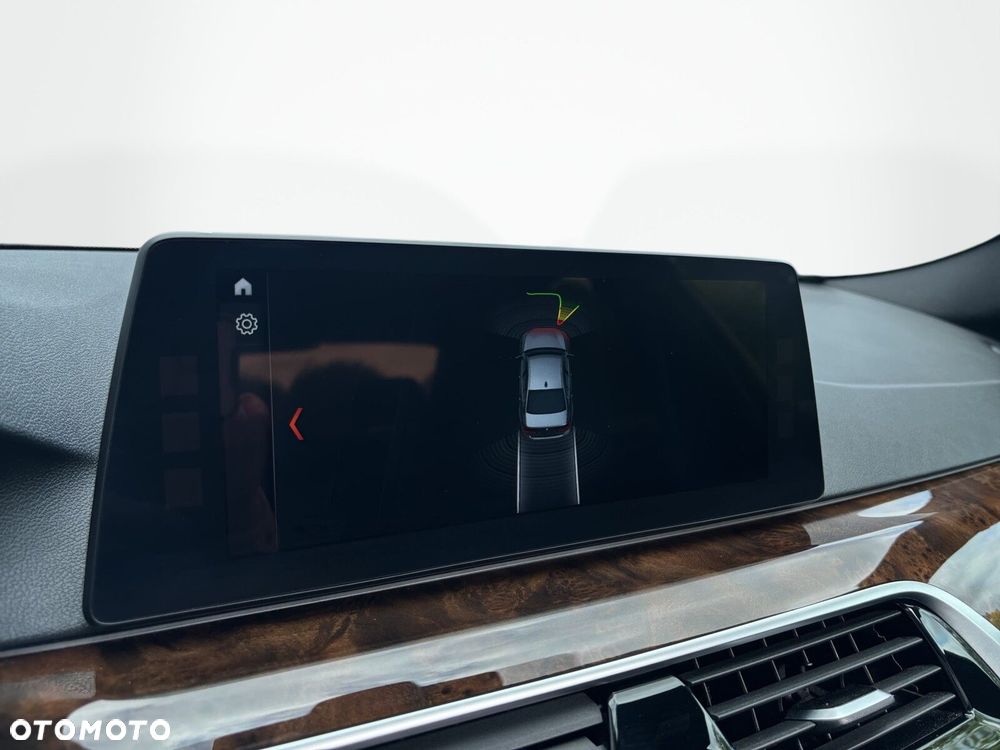 BMW Seria 5 - 34