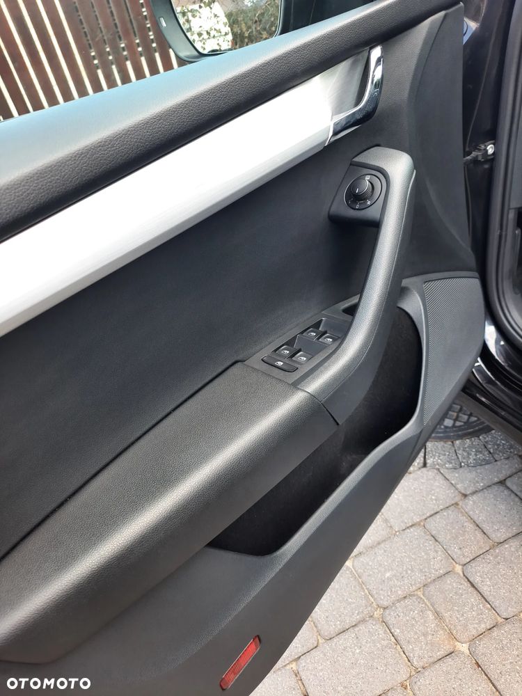 Skoda Octavia 2.0 TDI SCR Ambition - 10