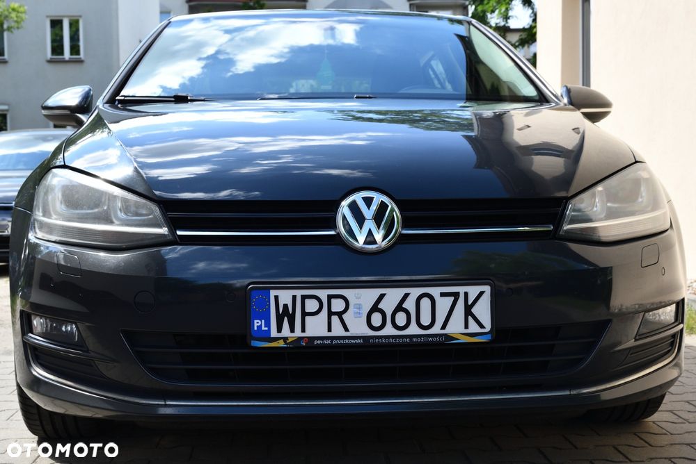 Volkswagen Golf - 5