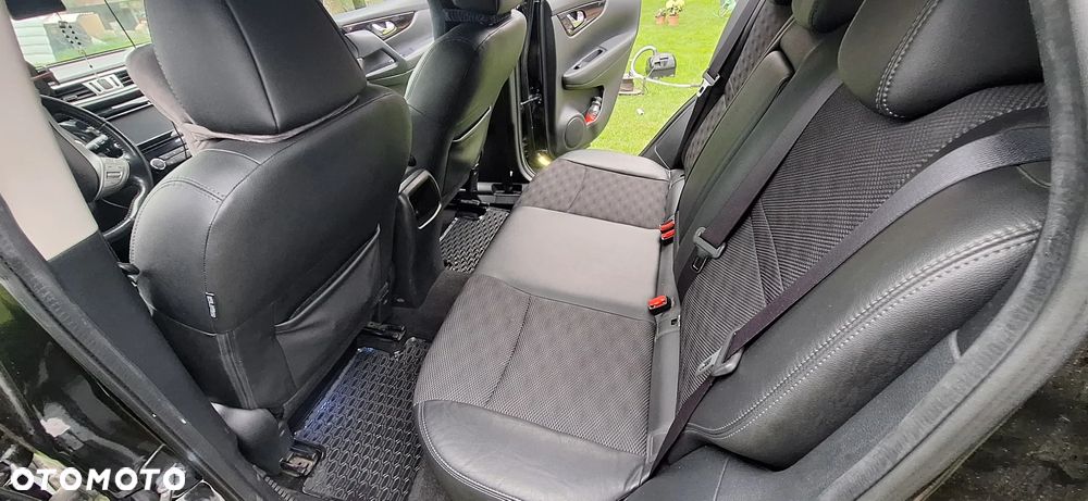Nissan Qashqai - 25