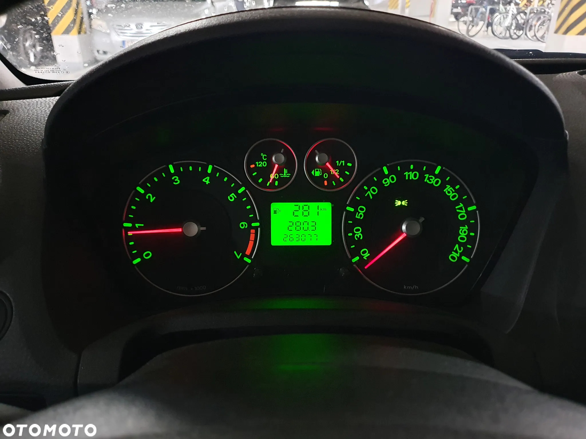 Ford Fiesta 1.4 Ambiente - 14