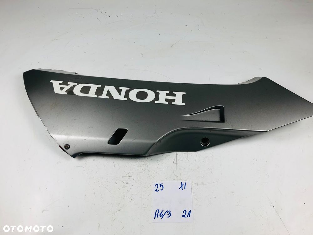 Honda CBR 600 RR 05-07 owiewka pług prawy - 2