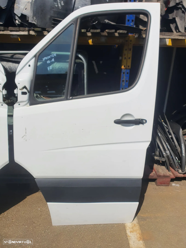 PORTA FRENTE ESQUERDA MERCEDES SPRINTER 06-18