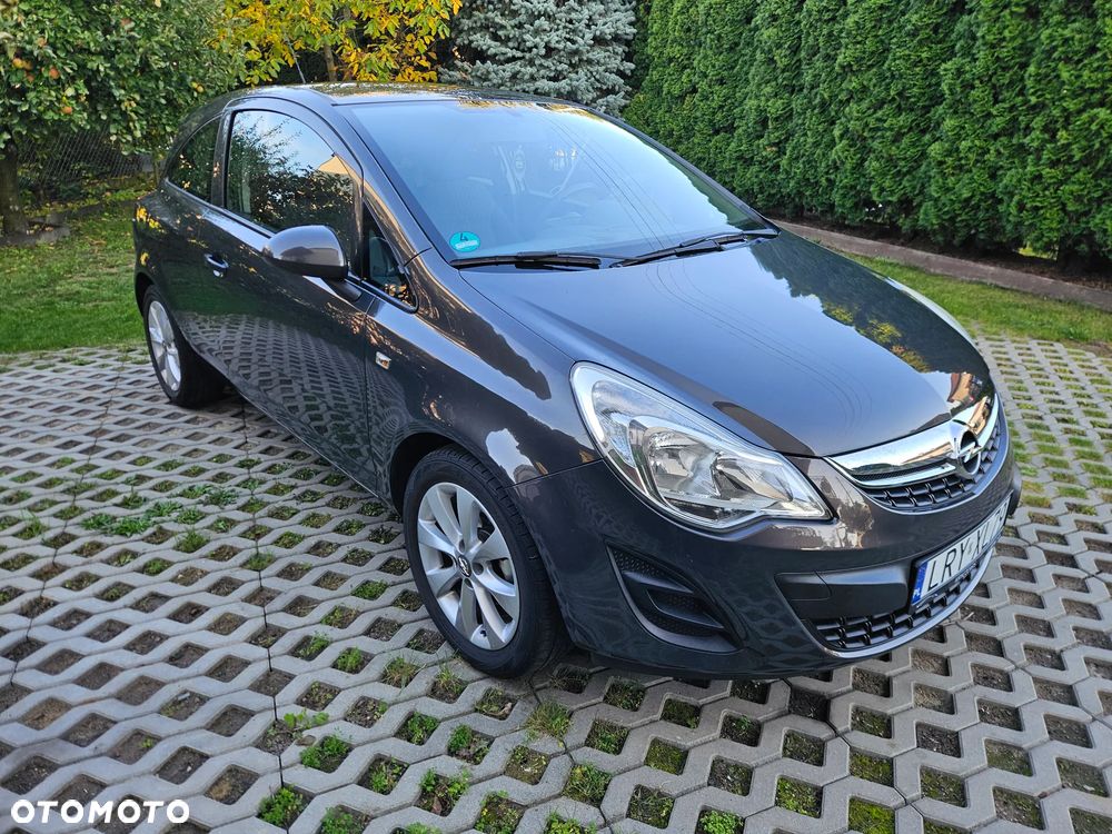 Opel Corsa 1.4 16V Active - 2