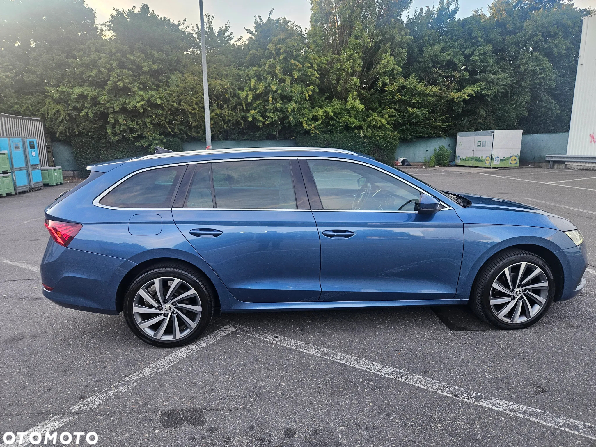 Skoda Octavia 2.0 TDI Style DSG - 6