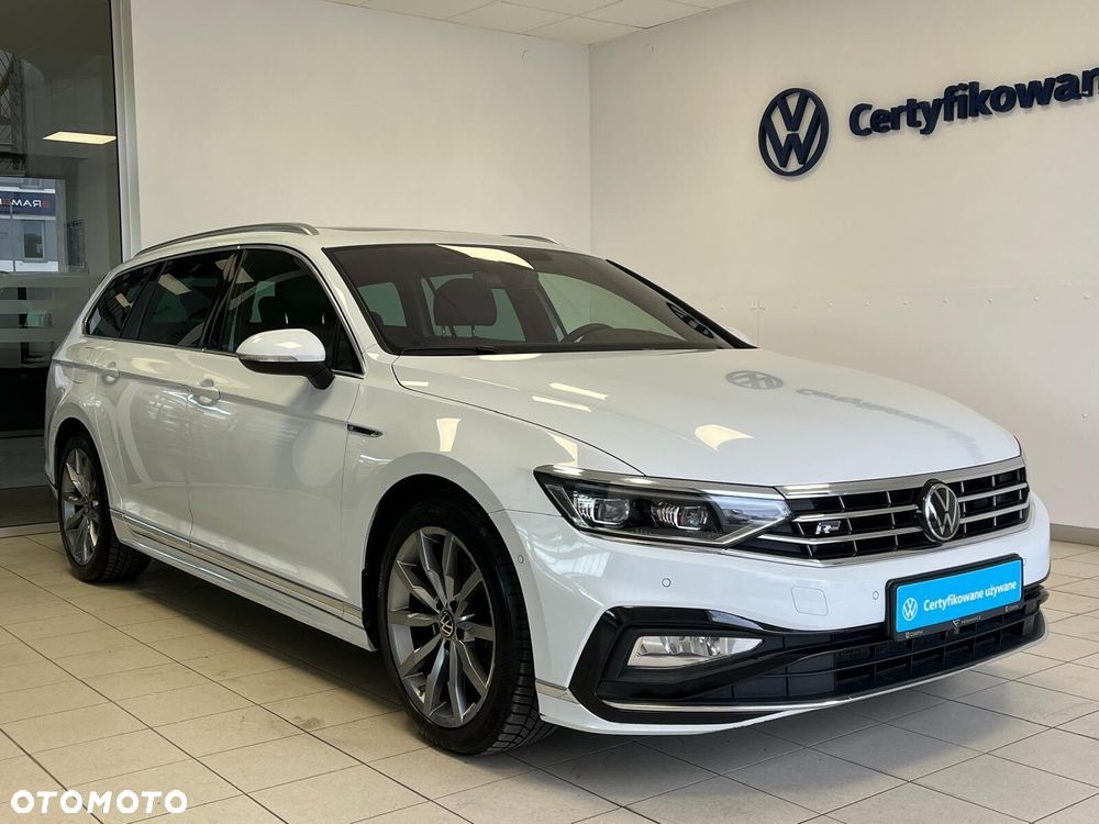 Volkswagen Passat Variant 2.0 TSI Elegance DSG - 4