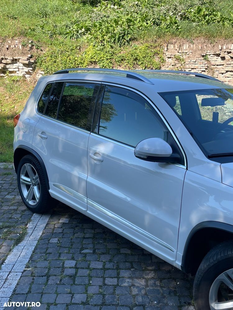 Volkswagen Tiguan 2.0 TDI 4Motion DSG Sport & Style - 8