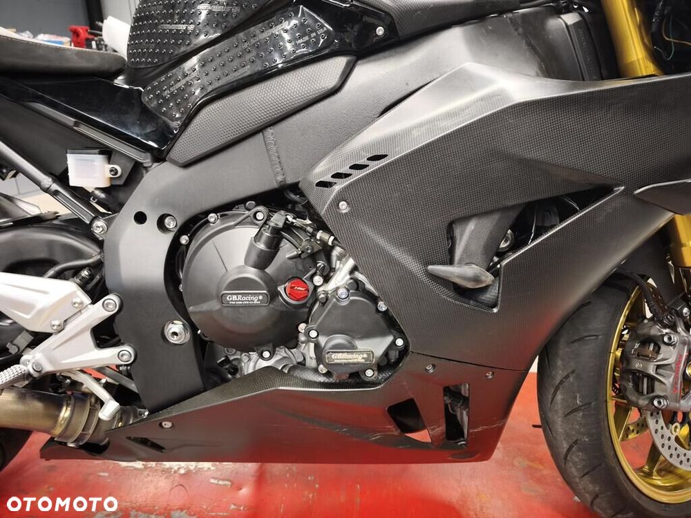 Honda CBR - 8