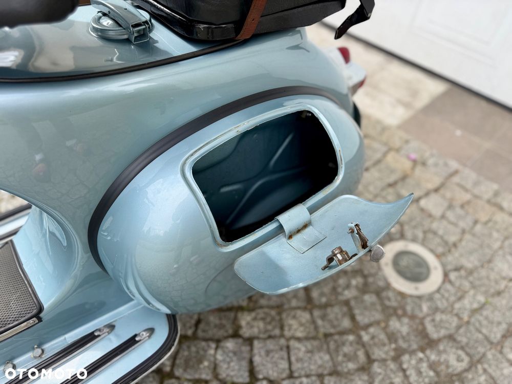 Vespa VBB - 12